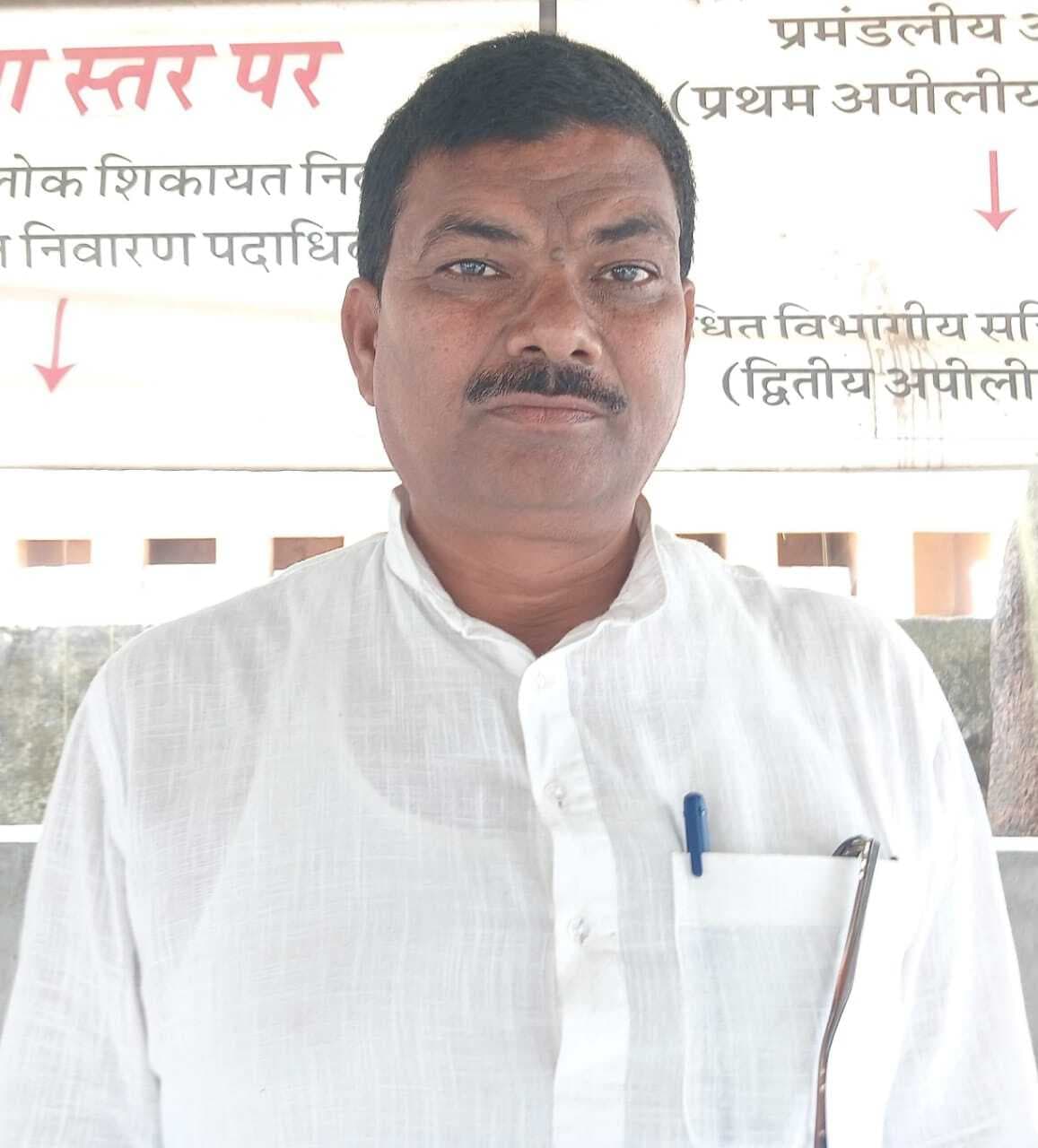 मतदाता पुनरीक्षण लोकतंत्र में गरीबों के साथ है धोखाः रंधीर यादव