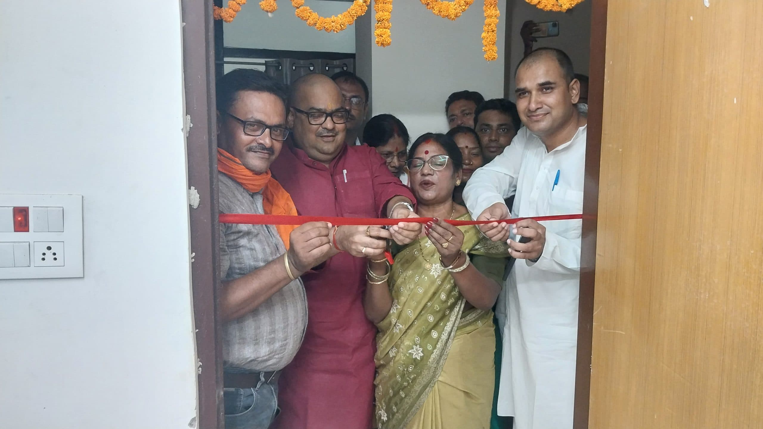 hajipur news. बीस सूत्री के प्रखंड कार्यालय का हुआ उद्घाटन