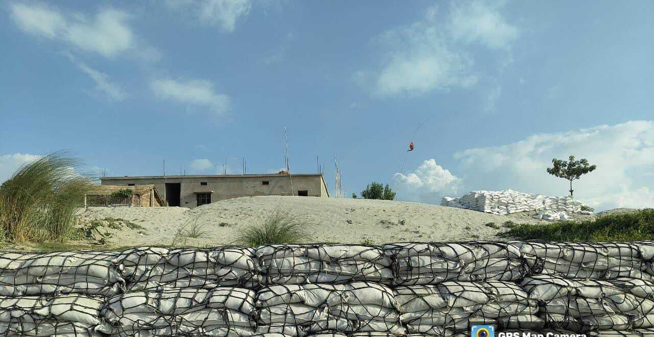 बाढ़ सुरक्षा को लेकर जिले में 24 स्थलों पर कराया गया कटाव रोधी कार्य