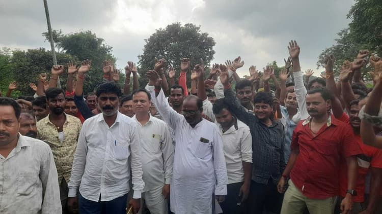 भमरेली में महिलाओं से छेड़खानी का प्रयास, दो गिरफ्तार