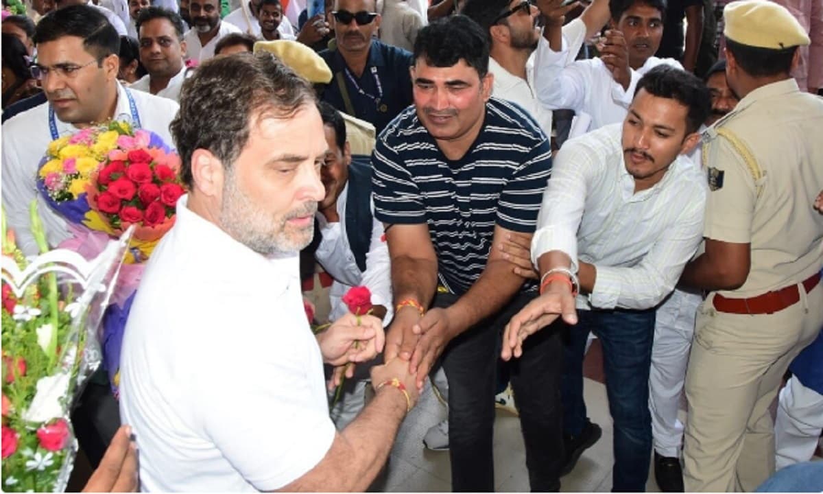Rahul Gandhi : गया एयरपोर्ट पर राहुल गांधी का जोरदार स्वागत, राजगीर के लिए हुए रवाना