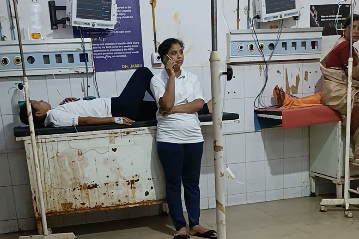 बिहार में ट्रेनिंग के दौरान बेहोश होकर गिरीं पांच महिला जवान, दो की स्थिति नाजुक