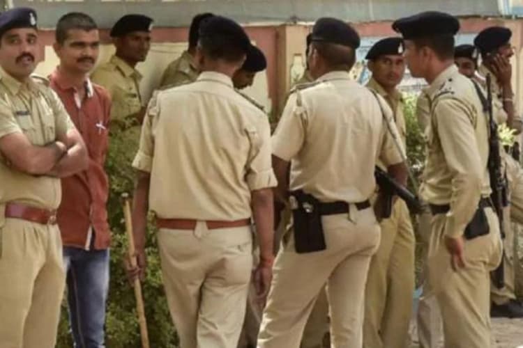 बिहार में सिपाही भर्ती परीक्षा में 9 अभ्यर्थियों पर एक्शन, सात गिरफ्तार