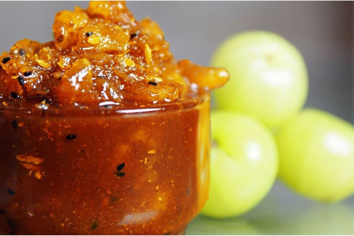 Amla Khatti Meethi Chutney Recipe: घर पर बनाएं स्वादिष्ट और पौष्टिक आंवले की चटनी, जो है हर खाने की जान Amla Khatti Meethi Chutney Recipe: घर पर बनाएं स्वादिष्ट और पौष्टिक आंवले की चटनी, जो है हर खाने की जान