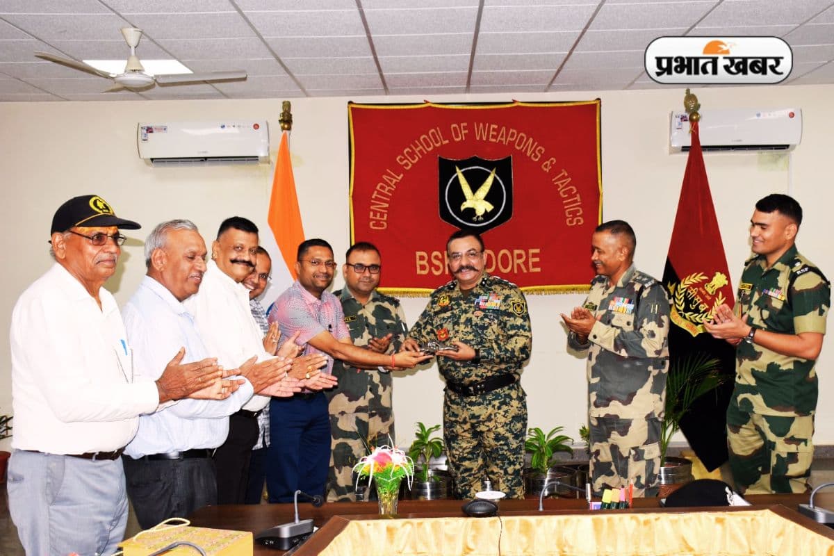 Chaibasa Businessman Donated rare revolver to BSF Arms Museum News