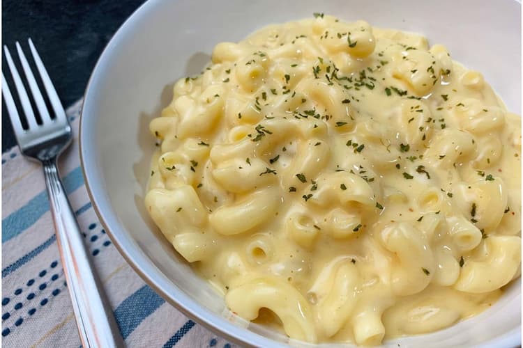 Cheese Macaroni Recipe: पार्टी या वीकेंड पर बनाएं होटल जैसी क्रीमी और चीजी माइक्रोनी,आसान स्टेप्स में