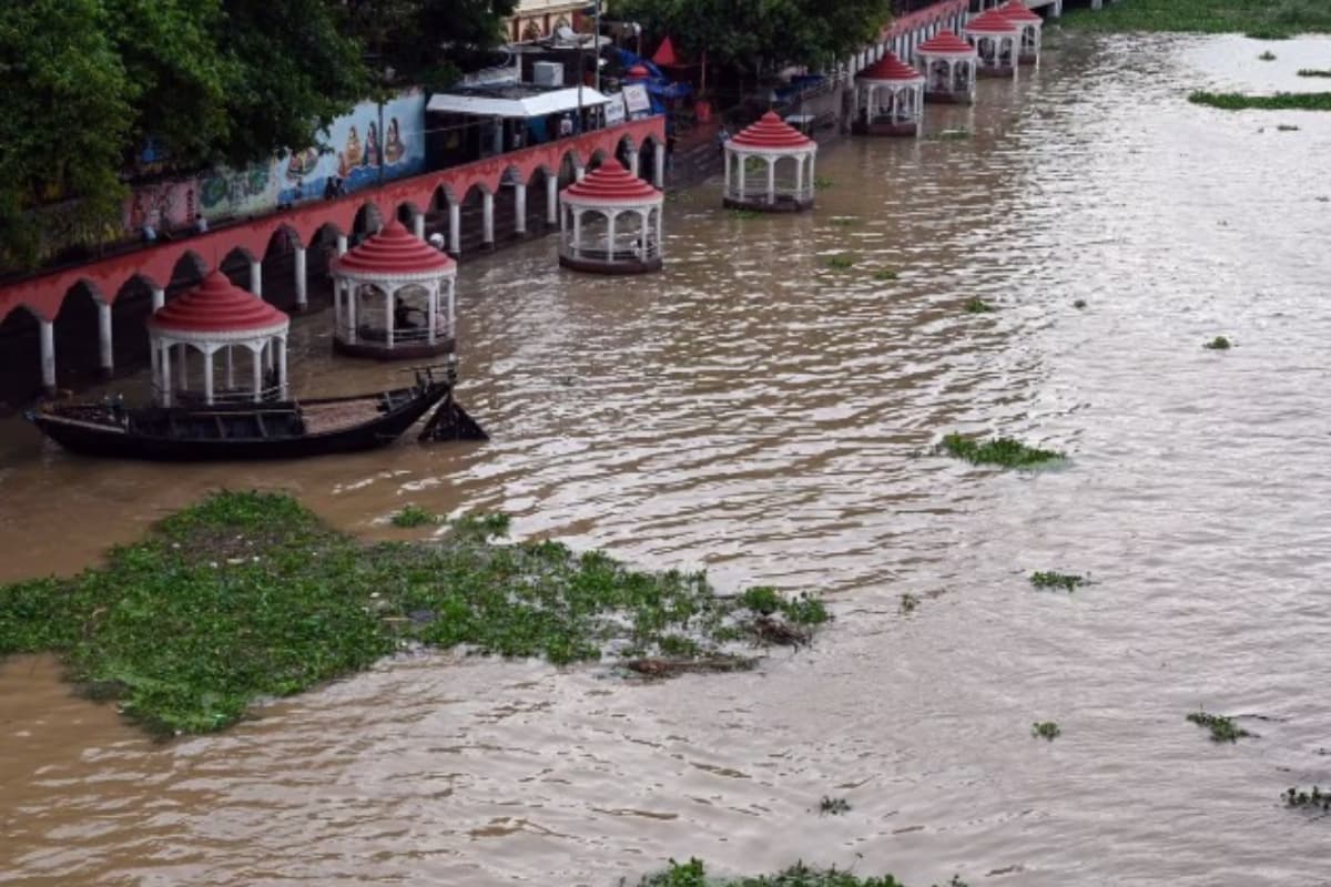 Bihar Flood Alert Ganga river in spate in Patna flood-like situation