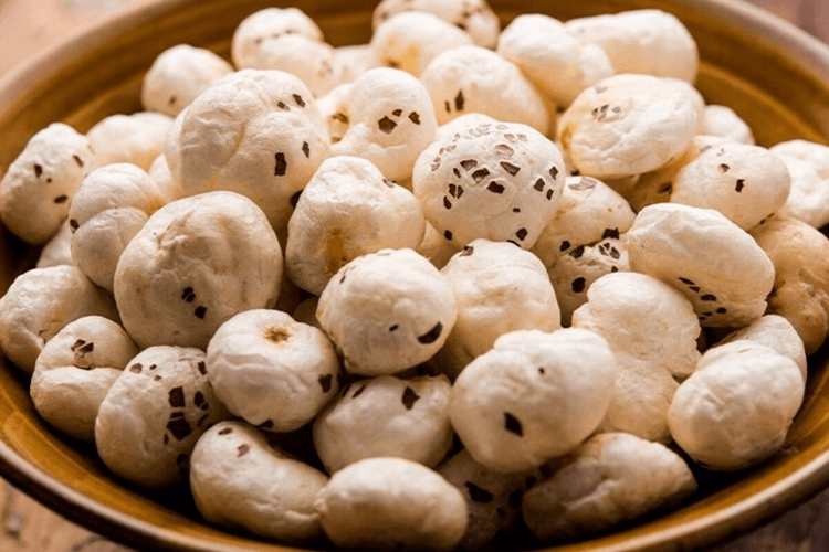 Makhana Health Risks: मखाना उतना हेल्दी नहीं जितना लगता है, पोषण विशेषज्ञों के अनुसार ये 3 साइड इफेक्ट्स हो सकते हैं