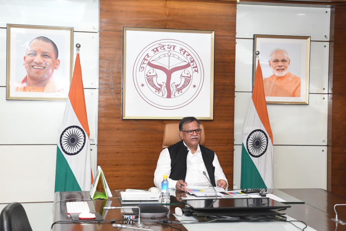 मुख्य सचिव मनोज सिंह के कार्यकाल का अंतिम महीना, नए चेहरे पर टिकी नजरें