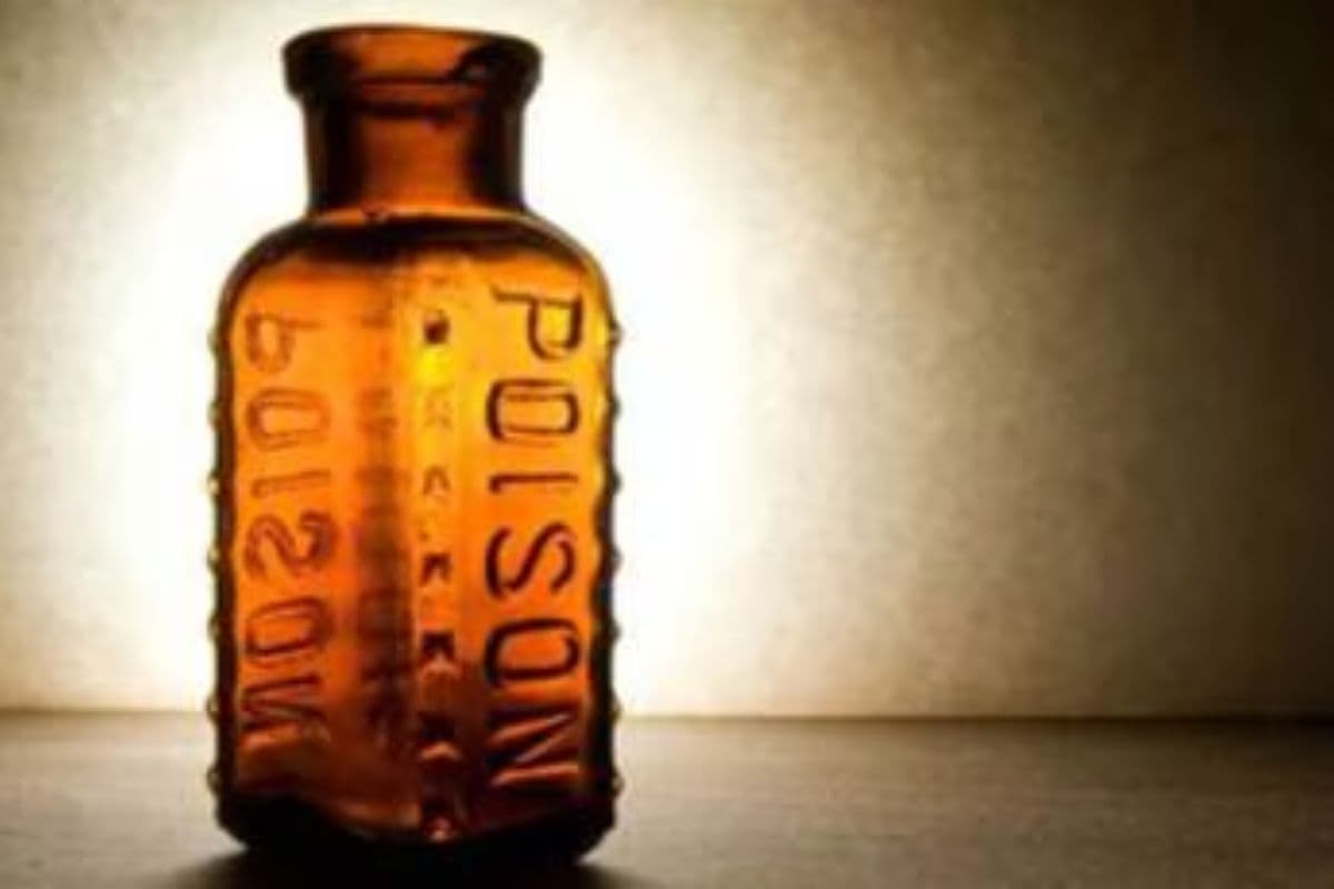 युवती ने पूरे परिवार को चाउमीन में मिलाकर दिया जहर, भोरे में सनसनीखेज घटना, इस बात से घरवालों से थी नाराज