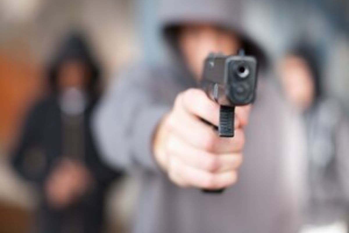 Bihar Crime: सीतामढ़ी में दोस्त बना दुश्मन, इंटर के छात्र को सिर में मारी गोली