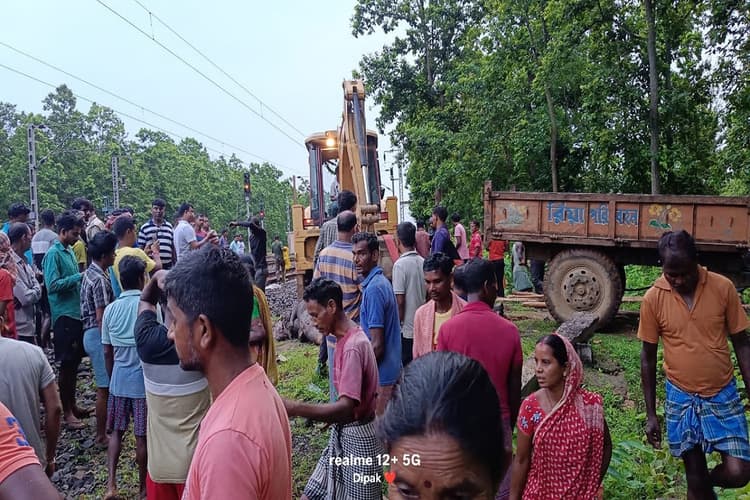 जनशताब्दी एक्सप्रेस की चपेट में आया हाथियों का झुंड, 3 की मौत, खोखले साबित हो रहे बचाव के दावे