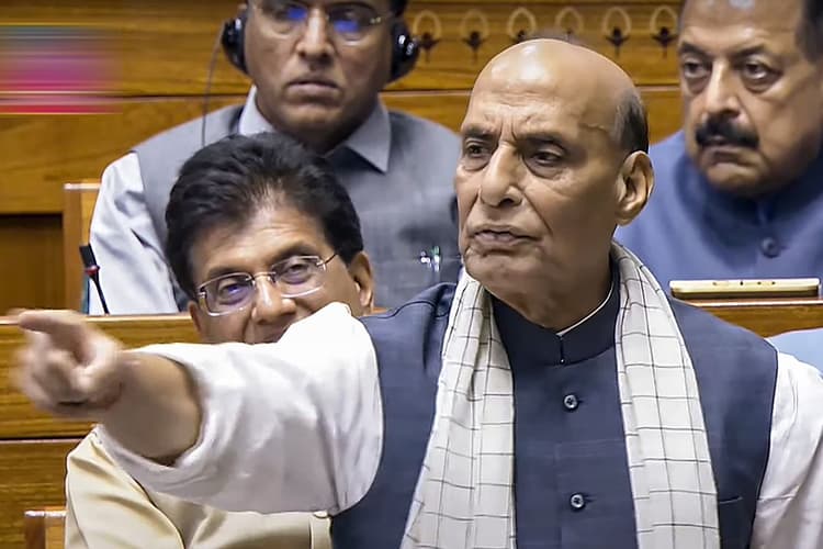 भारत के करारे प्रहार से पाकिस्तान ने मानी हार, लोकसभा में गरजे राजनाथ, ऑपरेशन सिंदूर पर कही ये बातें