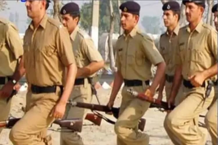 Sitamarhi: 16 जुलाई से 3 अगस्त तक 8 केंद्रों पर होगी परीक्षा, 27600 परीक्षार्थी देंगे एग्जाम