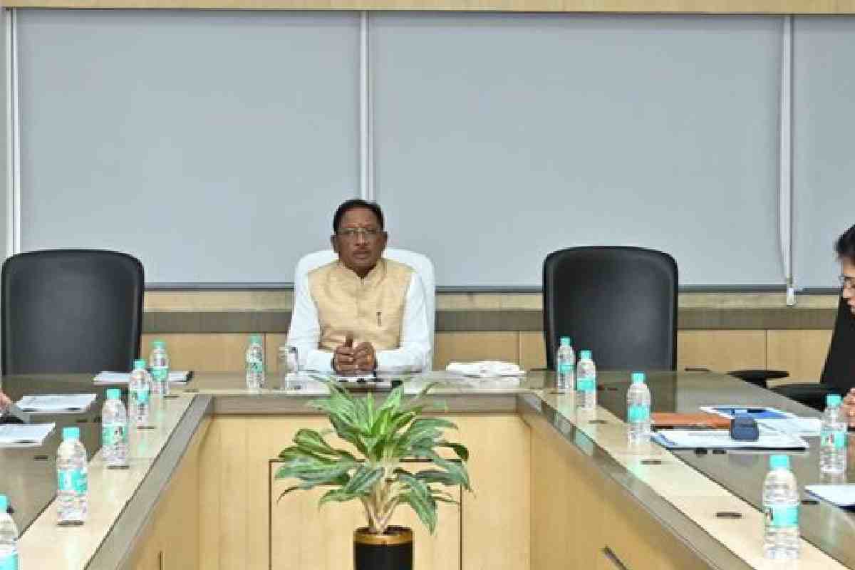 Chhattisgarh News : रायपुर में स्थापित होगा अत्याधुनिक बायोटेक इंक्युबेशन सेंटर