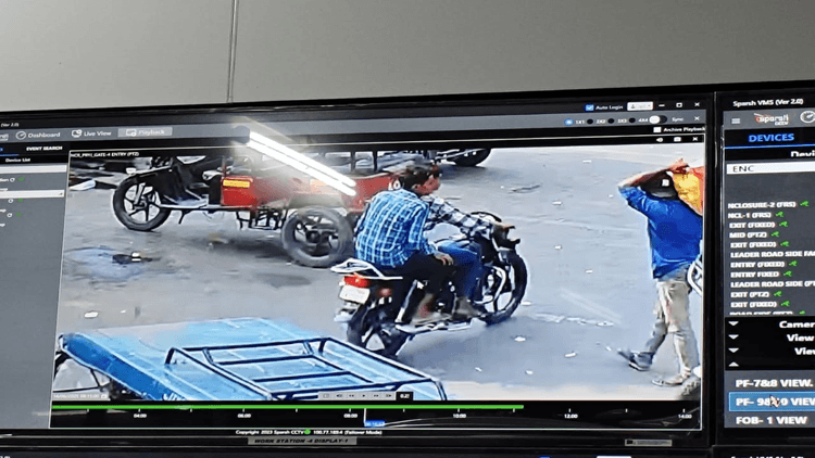 सीसीटीवी से पकड़ा गया आरोपी, थाने में 3 दिन से बैठा… फिर भी प्रयागराज पुलिस खाली हाथ!