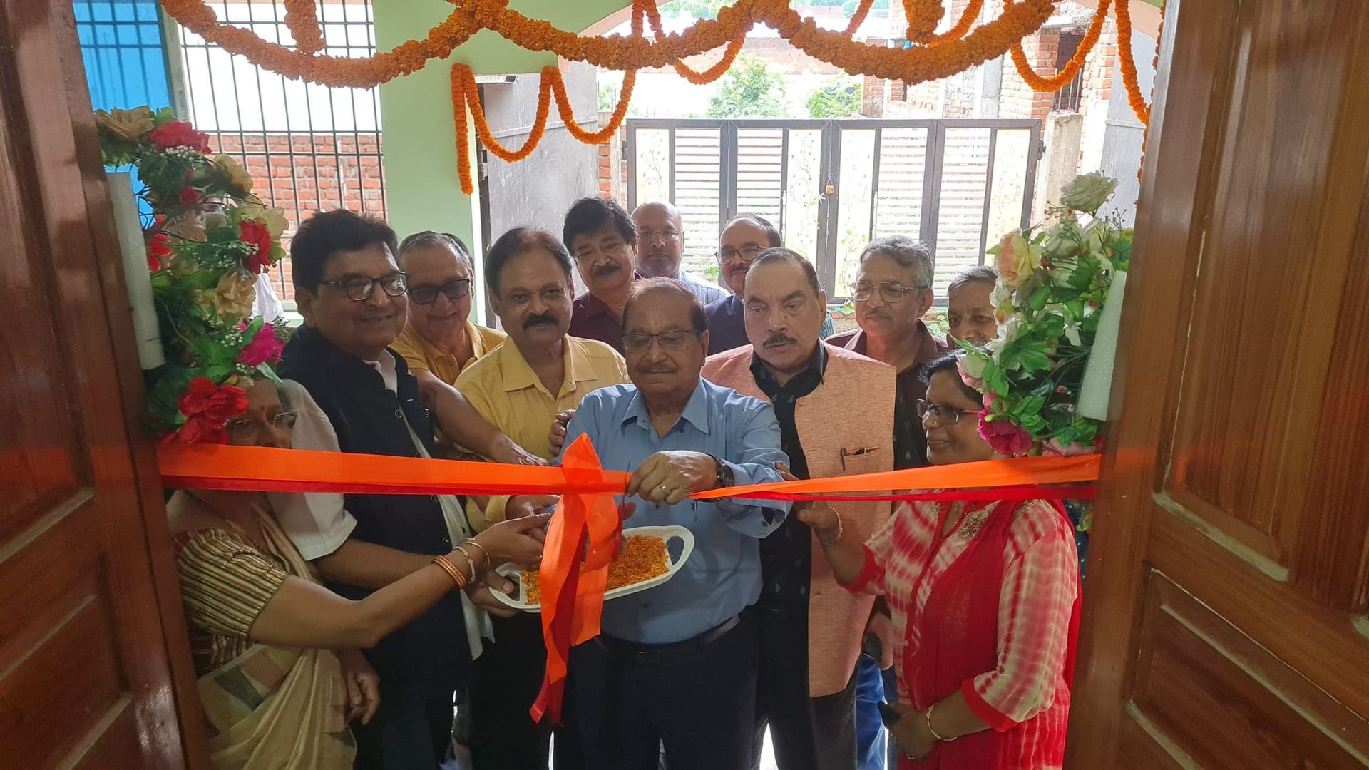 Giridih News :डॉ ई अहमद मेमोरियल आइएमए भवन का उद्घाटन