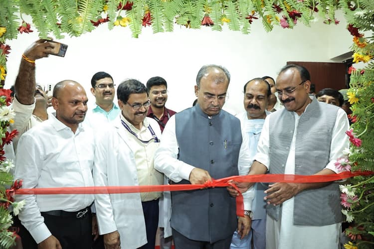 Patna News : देश में हड्डी और न्यूरो का सबसे बड़ा अस्पताल होगा एलएनजेपी