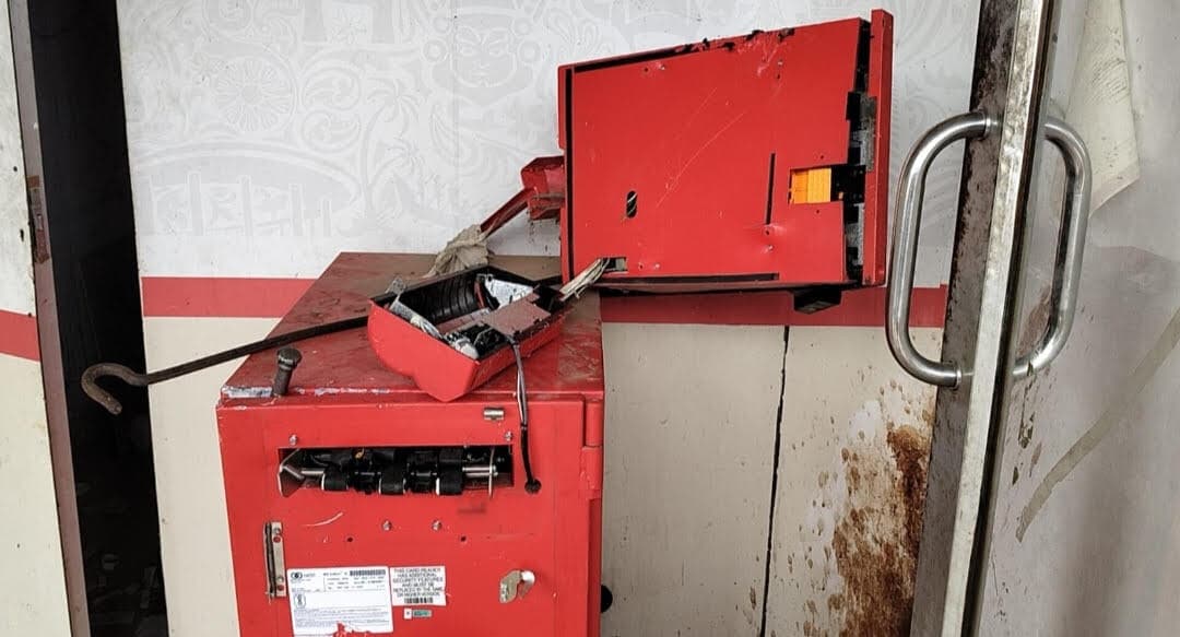 चंडीस्थान बाजार में ज्वेलर्स की दुकान से लाखों की चोरी, एटीएम तोड़ने की कोशिश नाकाम