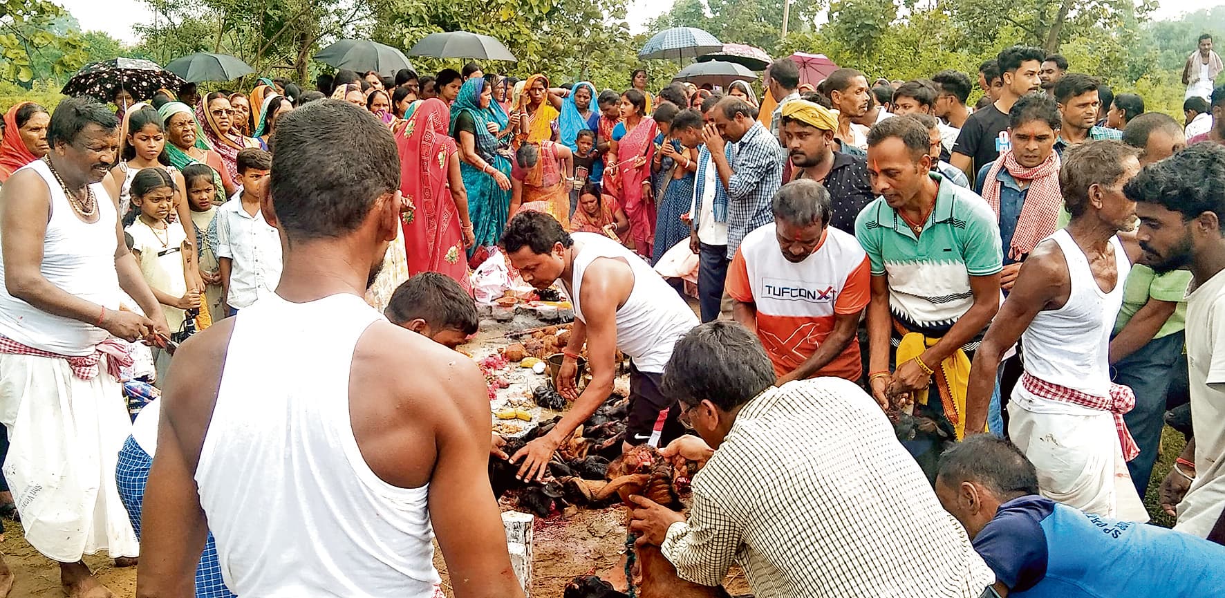 Bokaro News : मड़ई पूजा में पांच गांवों के लोग जुटे