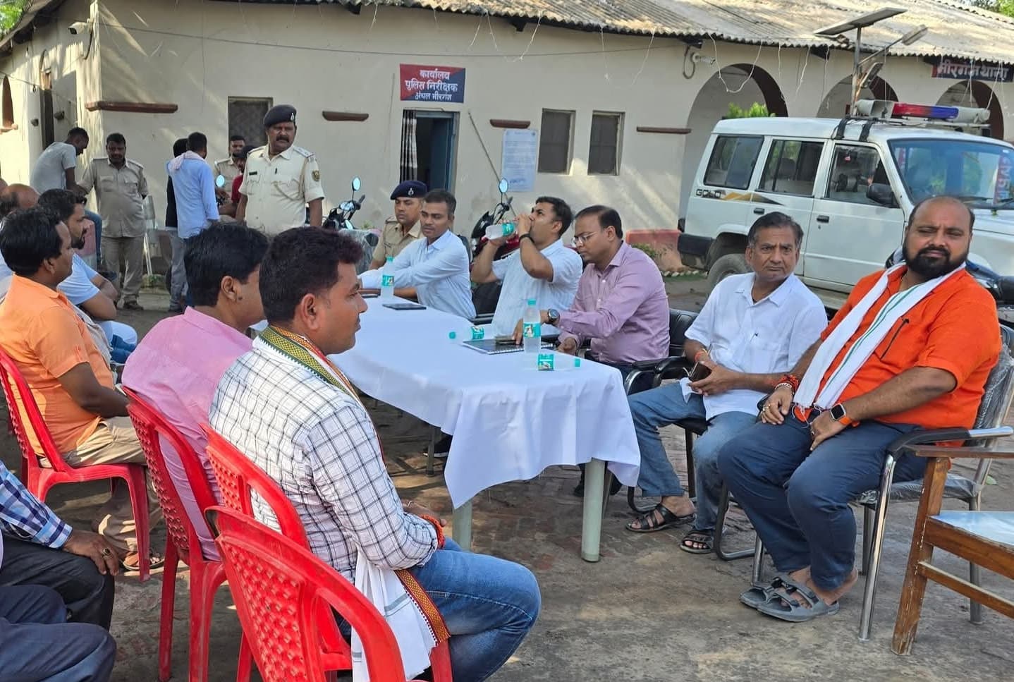 मुहर्रम को लेकर ताजिया तैयार करने में जुटे रहे कलाकार, सौहार्द में जुलूस निकालने की तैयारी