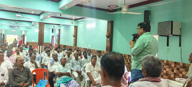Samastipur News:मतदाताओं का नाम हटाने की साजिश सरकार प्रायोजित : विधायक