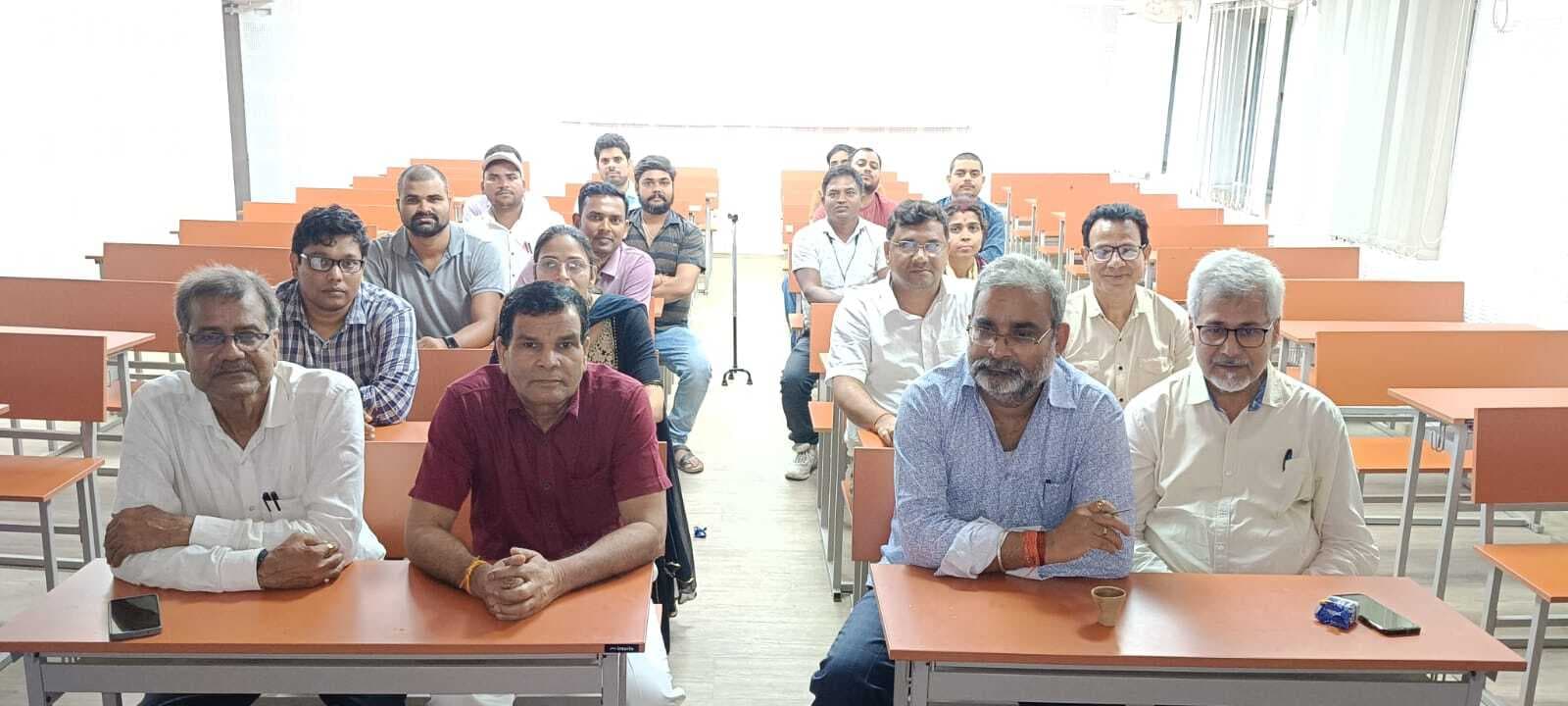 29 और 30 अगस्त को होने वाली राष्ट्रीय सेमिनार के लिए आयोजन समिति की हुई बैठक, कुलपति बने मुख्य संरक्षक