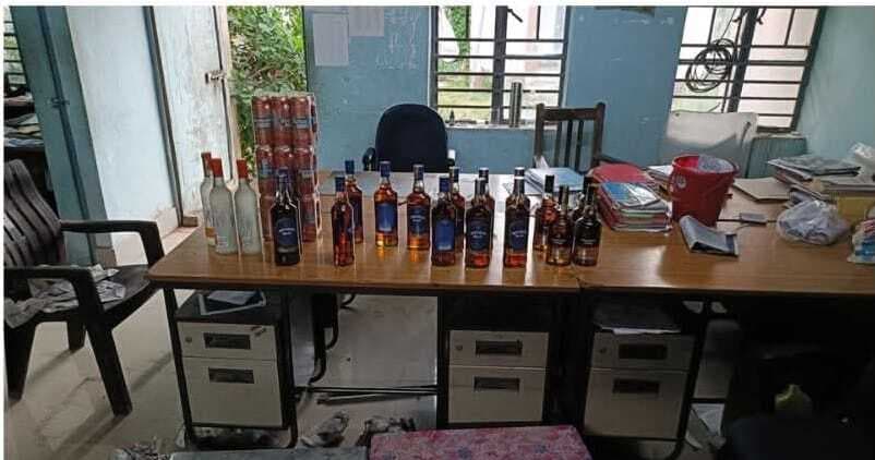 विदेशी शराब व नौ लीटर कैन बियर बरामद