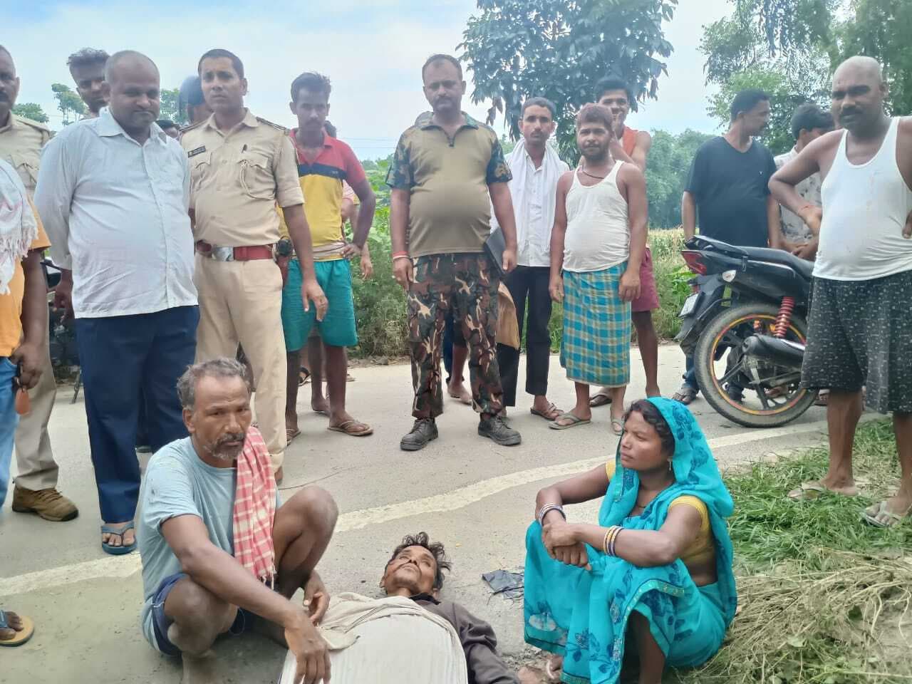 मोटरसाइकिल के आमने-सामने टक्कर में एक की मौत