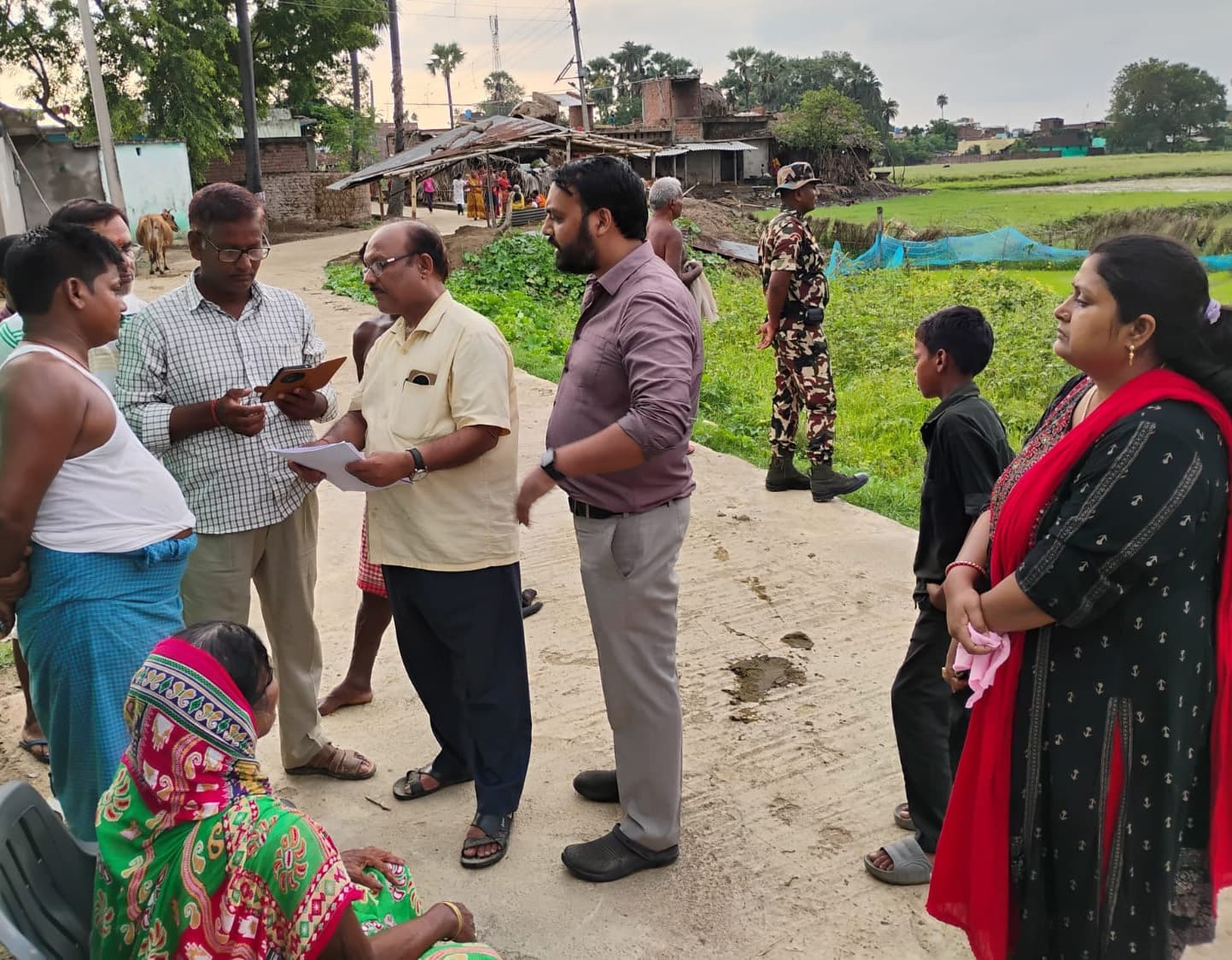 बीएलओ पूनम ने सर्वाधिक 61 मतदाताओं का किया सत्यापन