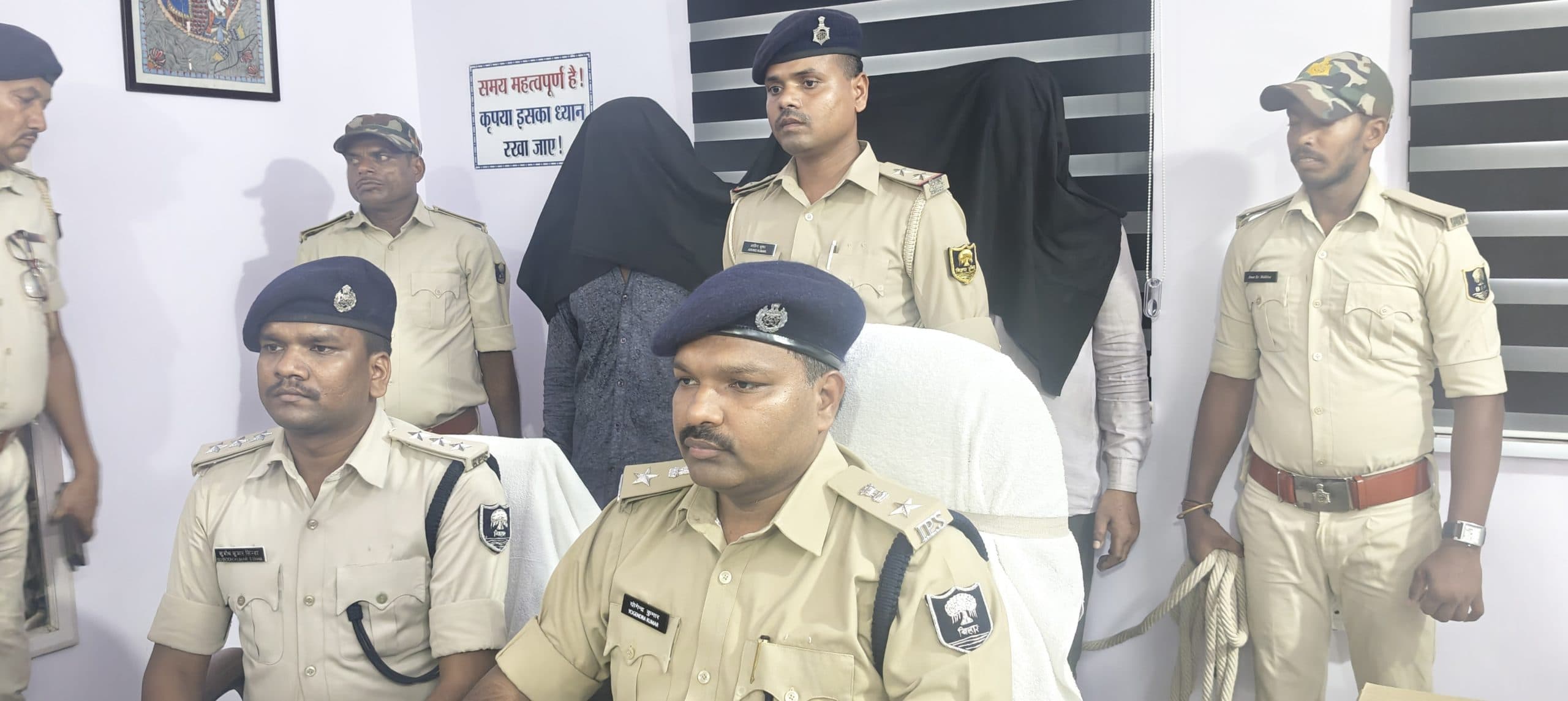 Madhubani News : चिकित्सक पुत्र के अपहरण की कोशिश मामले में पुलिस ने किया उद्भेदन