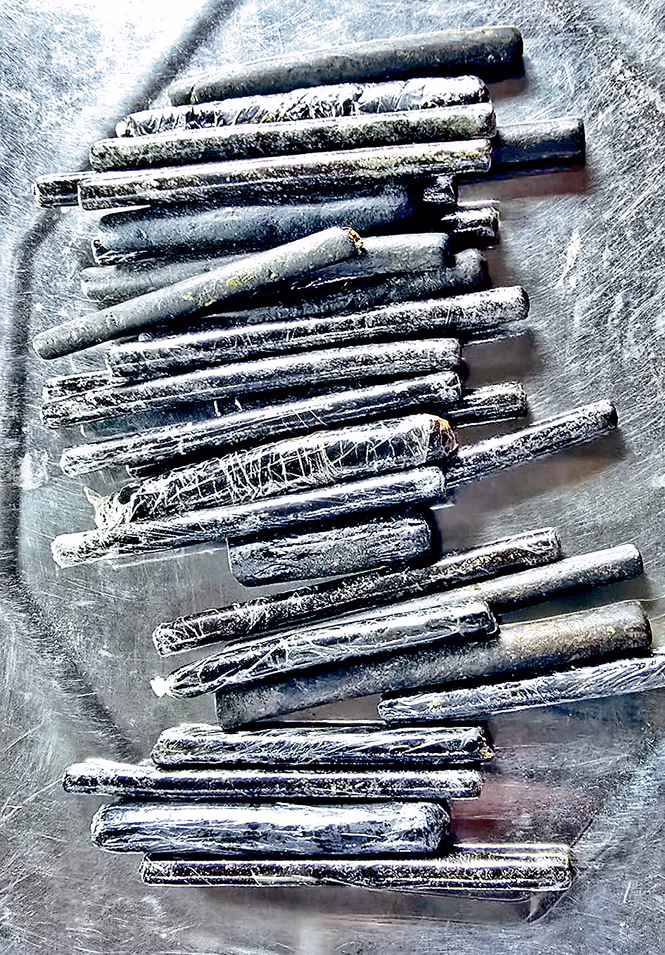 5.50 ग्राम चरस के साथ दो ड्रग तस्कर गिरफ्तार