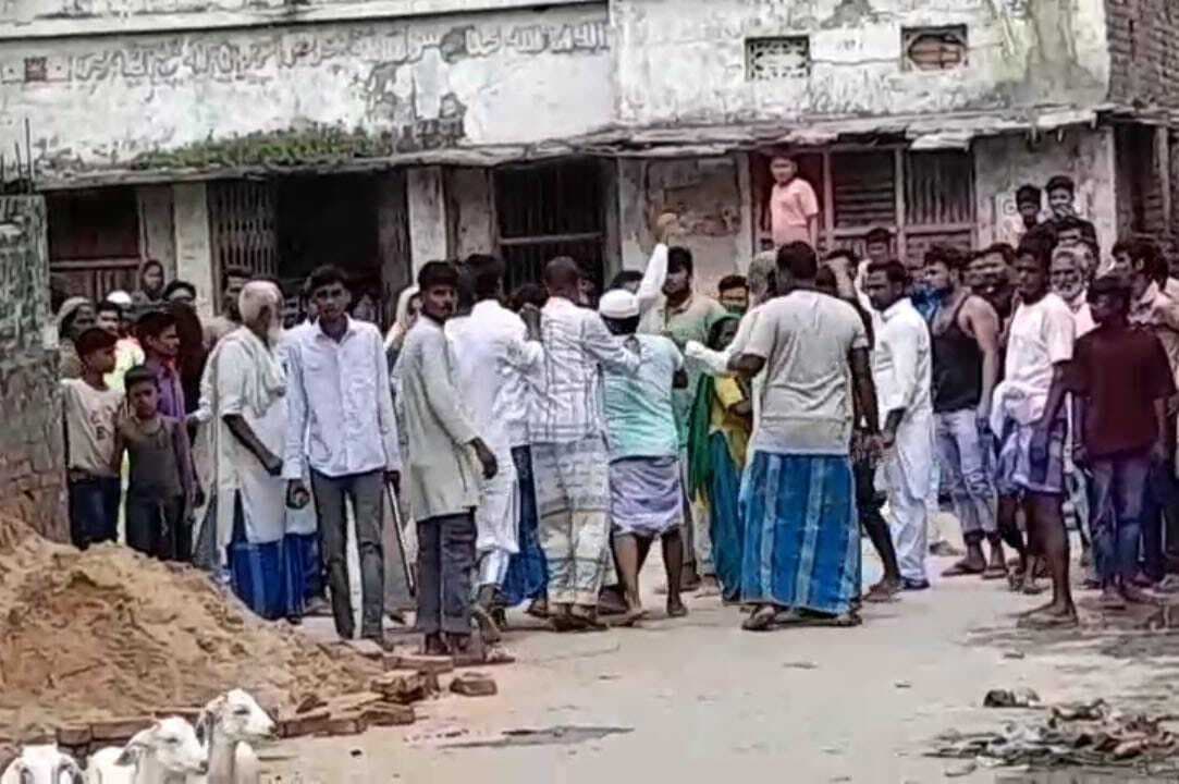 Motihari :बरेवा में दो गुट आपस में भिड़े, पांच घायल