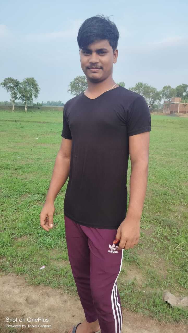 हाइवा की चपेट में आने से बाइक सवार 25 वर्षीय युवक की मौत, दो अन्य जख्मी