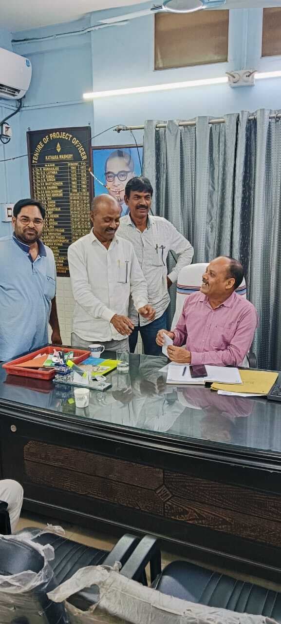Bokaro News : पेयजल समस्या को लेकर पीओ को दिया आवेदन