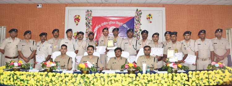 Bokaro News : अपराध जांच में सभी तरह की प्रक्रिया हर पुलिस अधिकारी के लिए अहम : आइजी