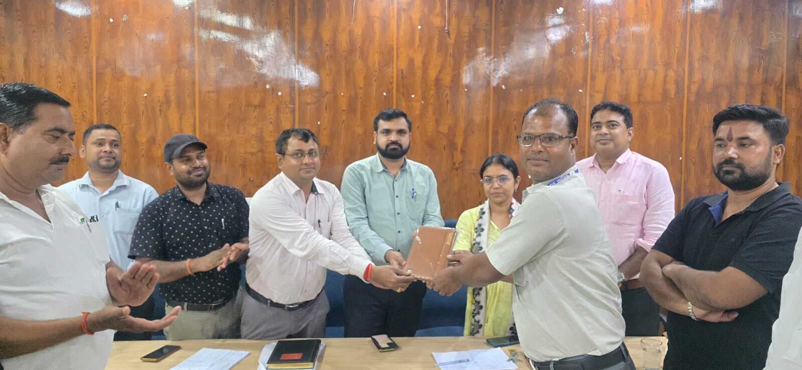 Samastipur News:मतदाता सूची पुनरीक्षण में एसडीएम ने राजनीतिक दलों से मांगा सहयोग