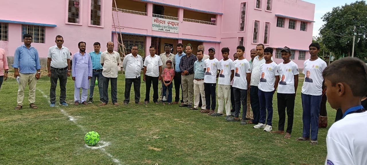 Madhubani News : प्रखंड स्तरीय खेल प्रतियोगिता में खिलाड़ियों ने दिखाई प्रतिभा