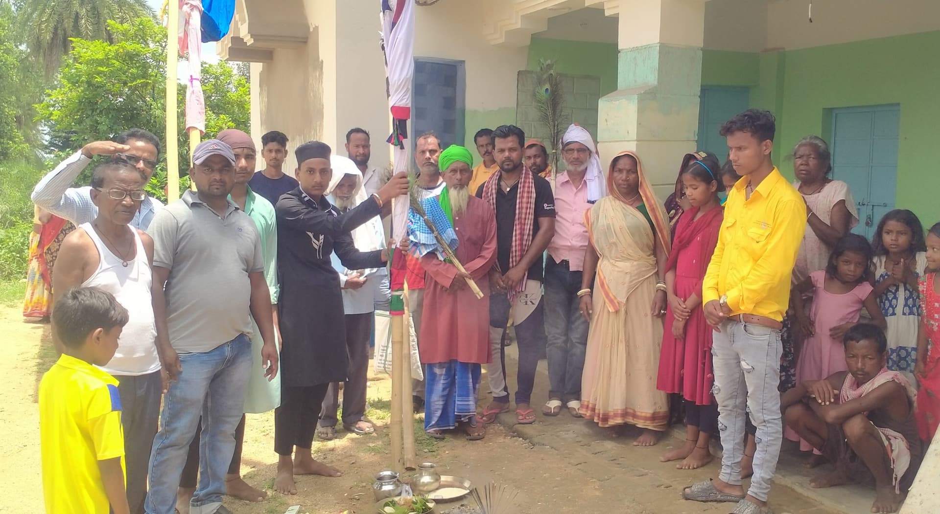 Giridih News :बड़कीटांड़ गांव के हिंदू भी करते हैं हजरत हुसैन का सदका