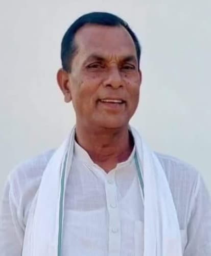 खड़े ट्रक से भिड़ी बोलेरो, कटिहार के मुखिया संघ के अध्यक्ष की मौत