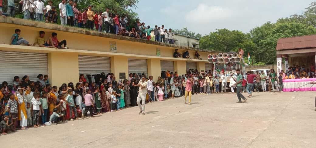 मुहर्रम का जुलूस शांति और सौहार्द के साथ संपन्न, प्रशासन ने रखी ड्रोन से निगरानी