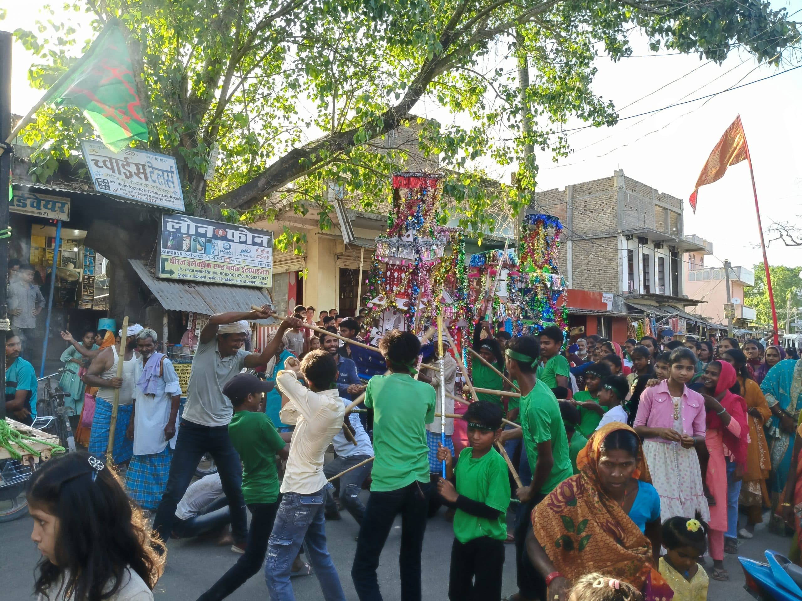 Motihari: शांतिपूर्ण माहौल में निकला ताजिया जुलूस