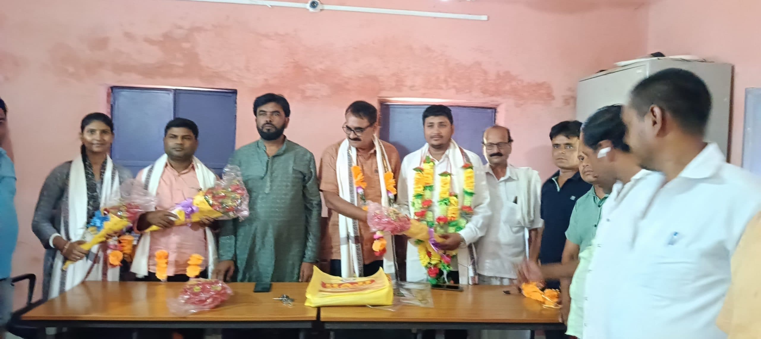 बैसा में तबादले के बाद चार कर्मियों को दी गयी विदाई