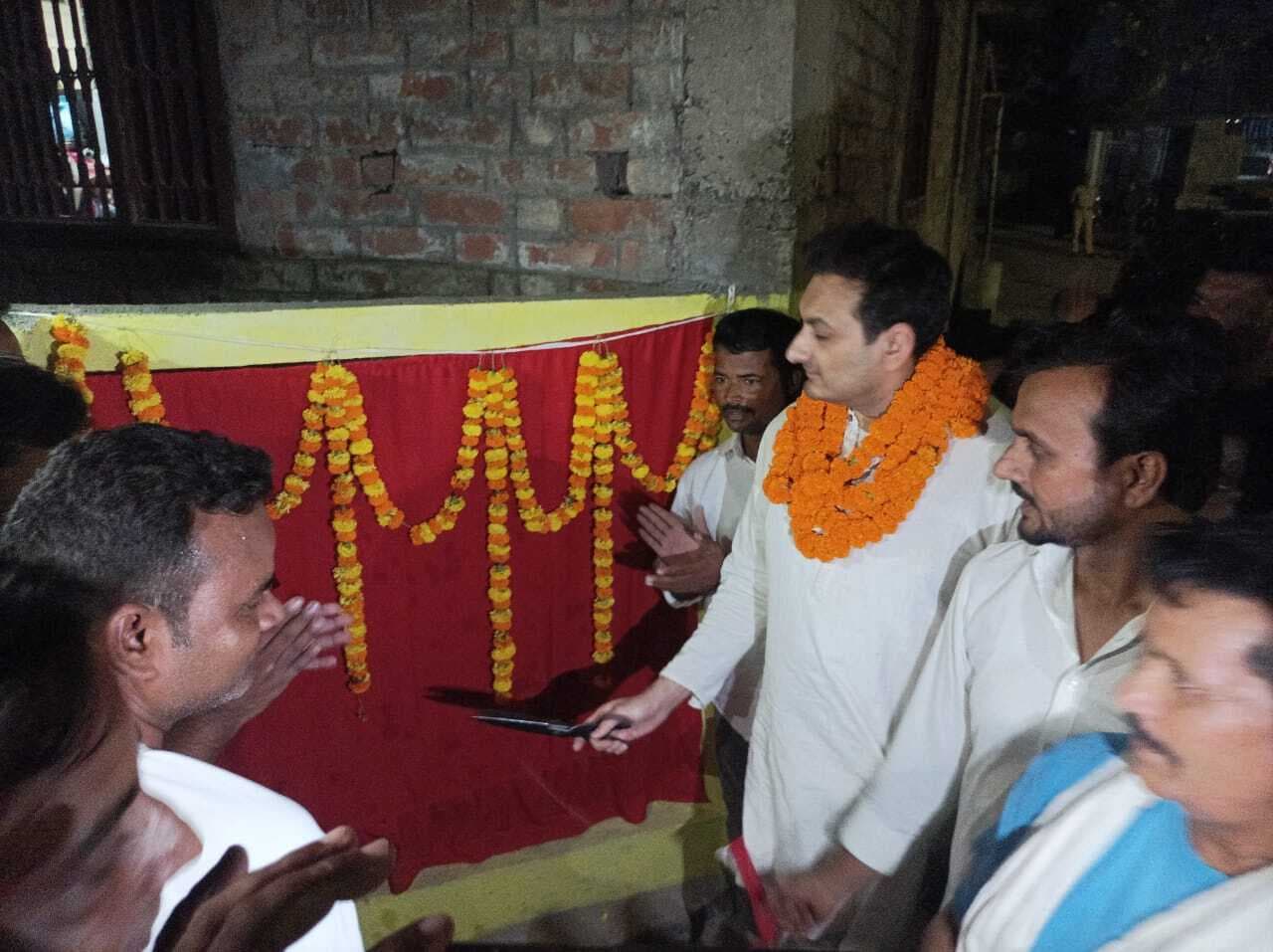 सिमरी विधायक ने नवनिर्मित पीसीसी सड़क का किया उद्घाटन