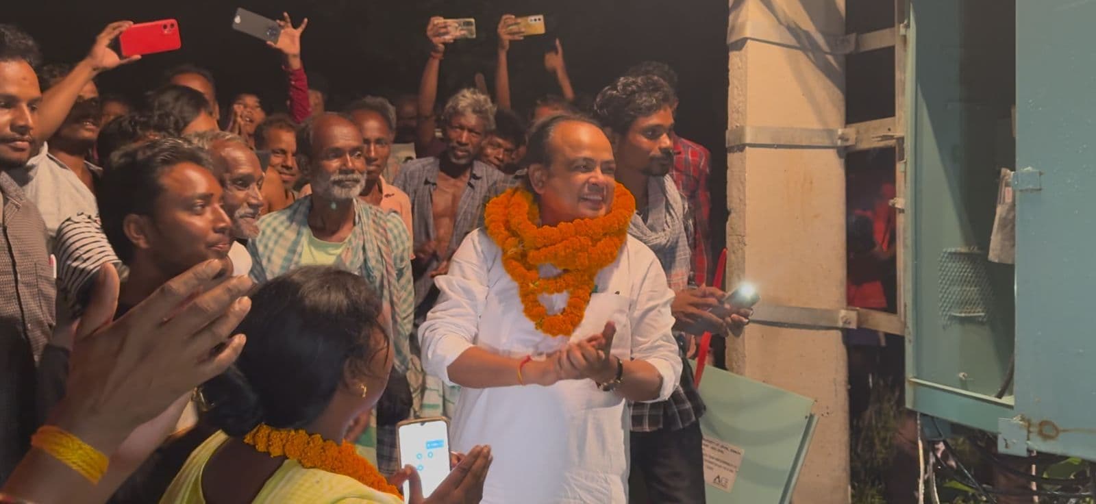 मंत्री ने विद्युतीकरण कार्य का किया उद्घाटन