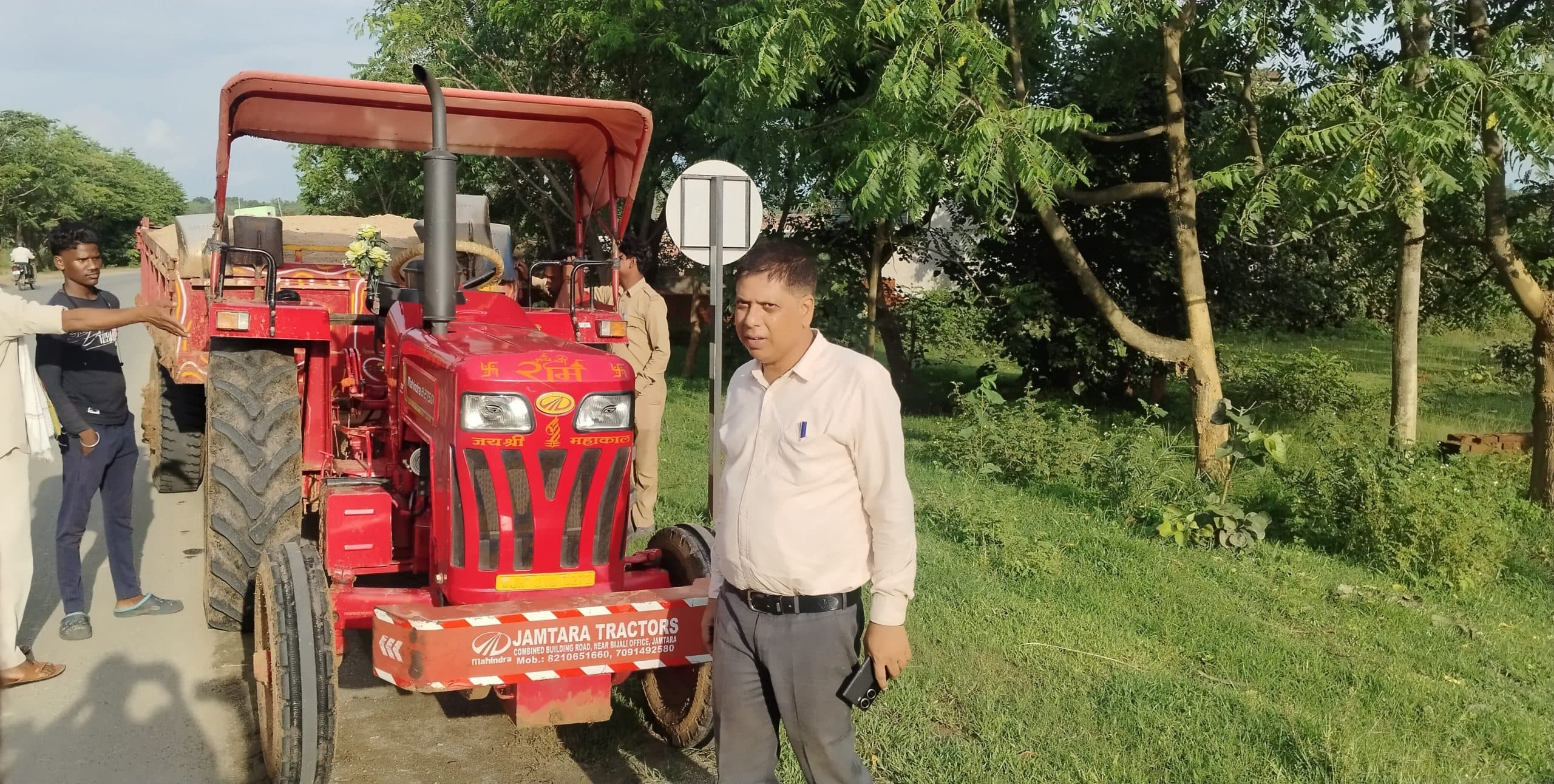 पीएम व अबुआ आवास के बहाने ऊंचे दाम में बालू बेच रहे हैं माफिया