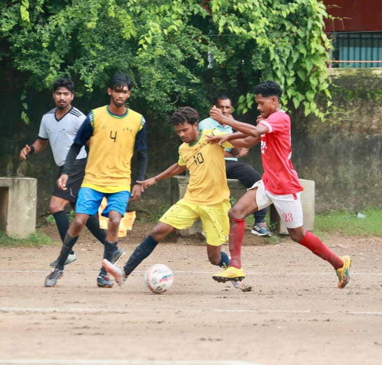 jsa a division football league: कातिन फुटबॉल क्लब व जीवीके का मैच ड्रॉ