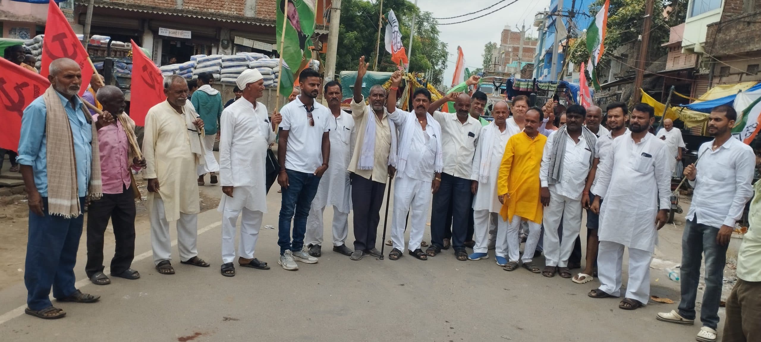 वारिसलीगंज में बंद का मिला-जुला रहा असर