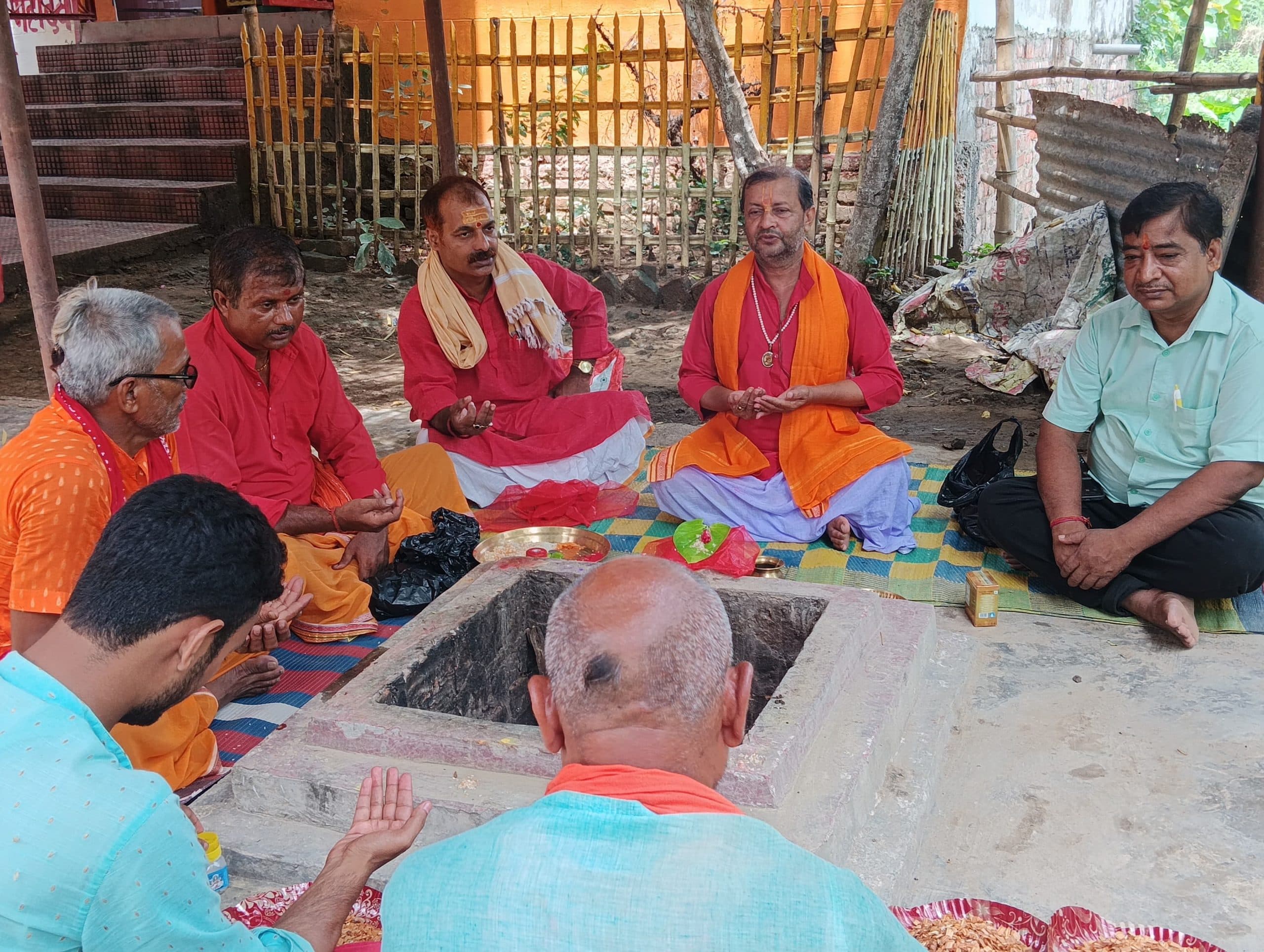 Motihari: पेयजल संकट के निजात के लिए हुआ हवन पूजन