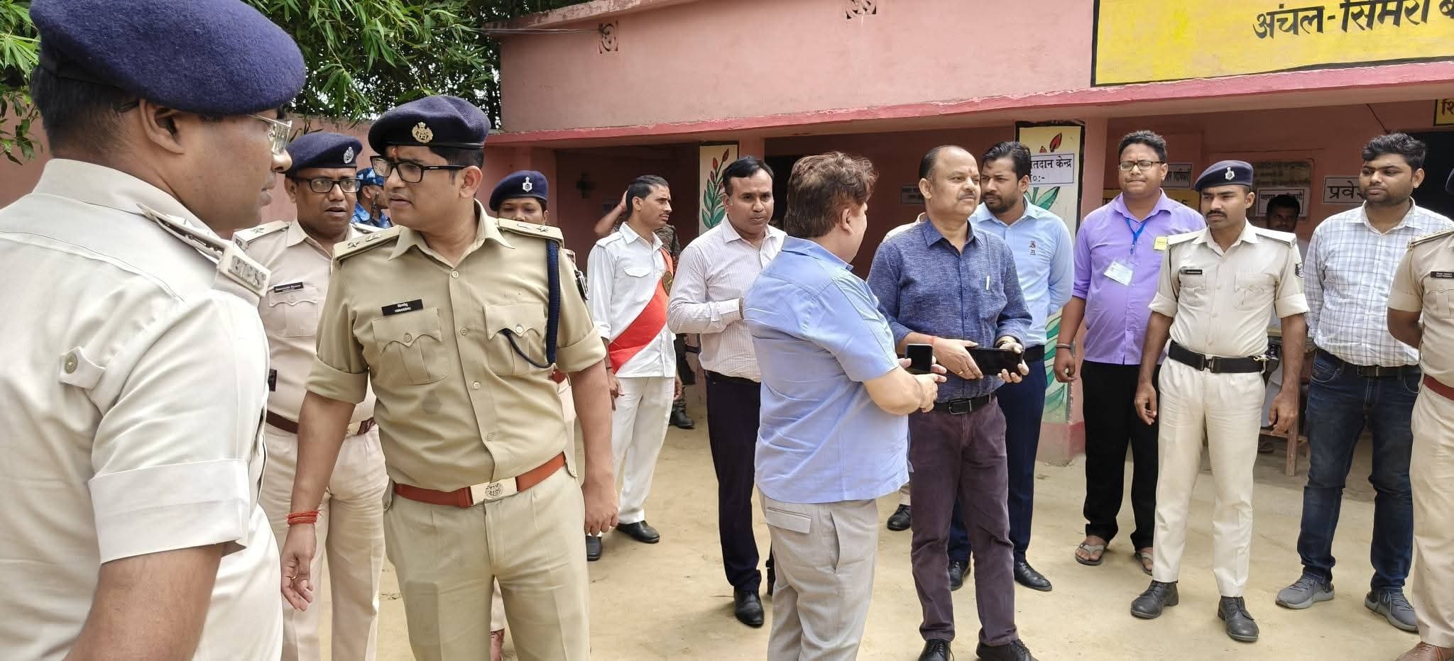 दो पंचायतों में उपचुनाव शांतिपूर्ण संपन्न, सुरक्षा के कड़े इंतजाम